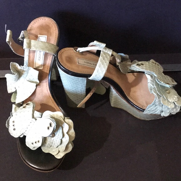 Nina Ricci Shoes - Picture 2 of 7